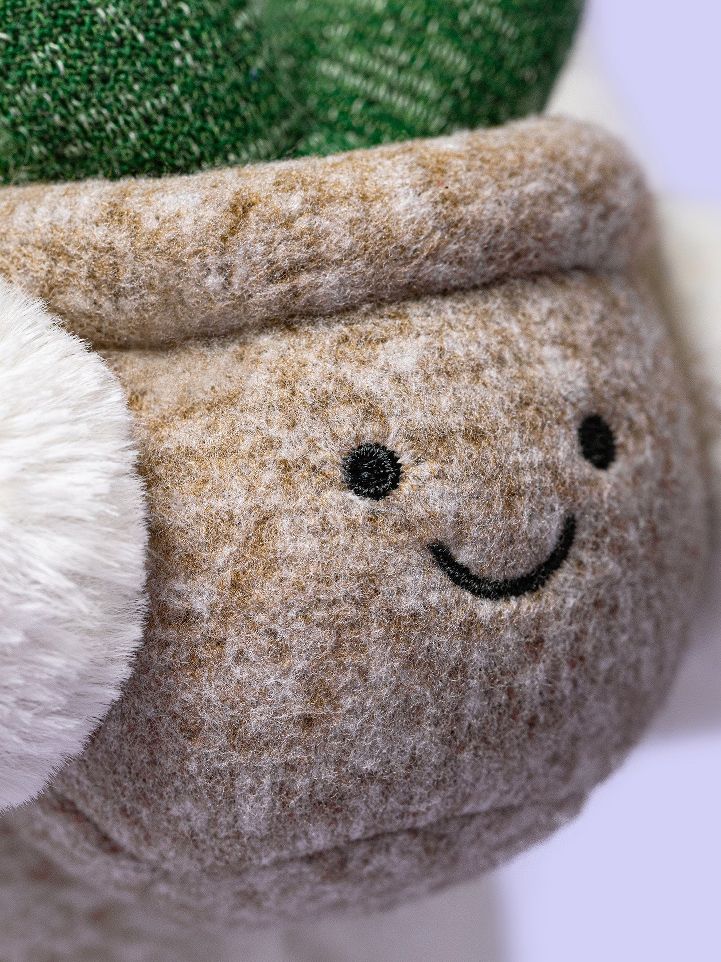 Cream bunny with plant (31cm)