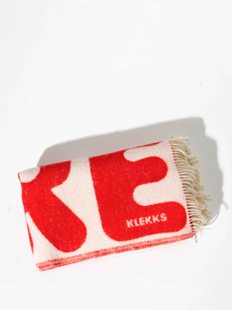 No. 11 amore wool blanket, red