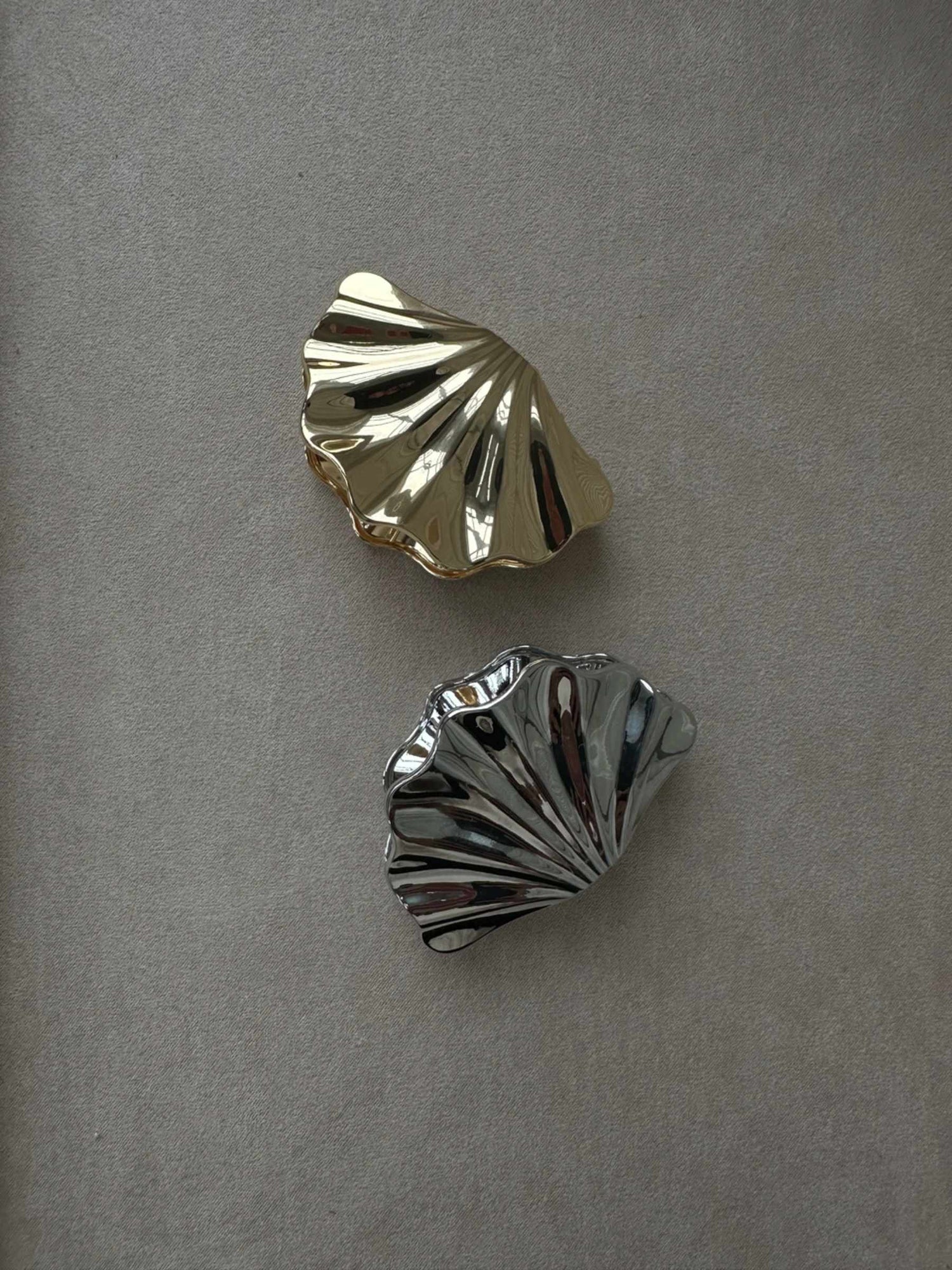 Marina claw, silver or golden