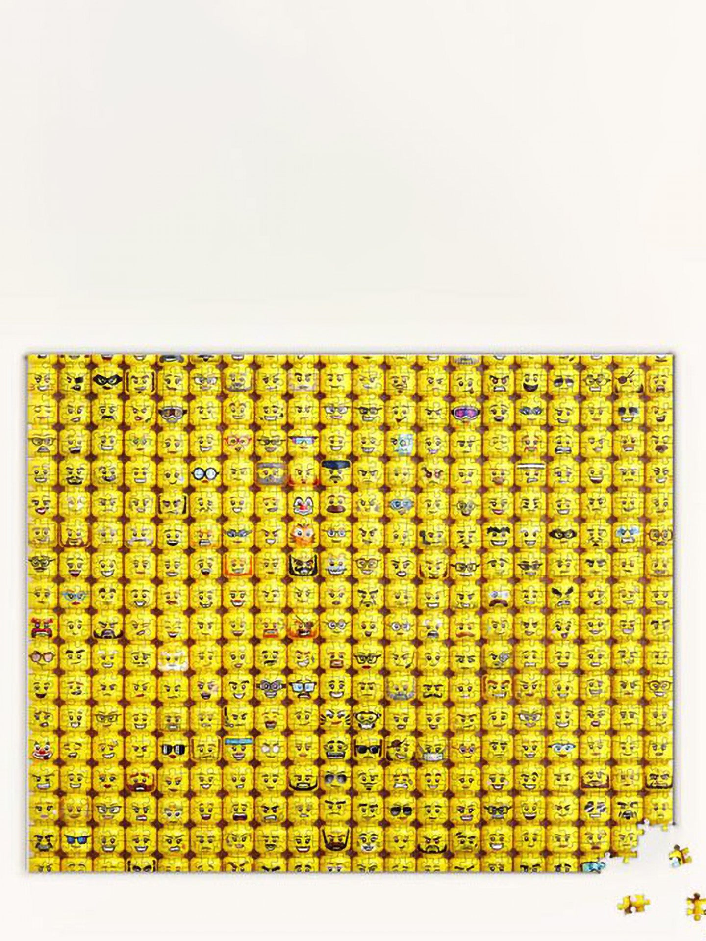 LEGO® Minifigure Faces Puzzle, 1000 pieces