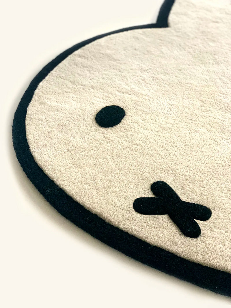 Miffy small wool rug, offwhite (80 x 110 cm)