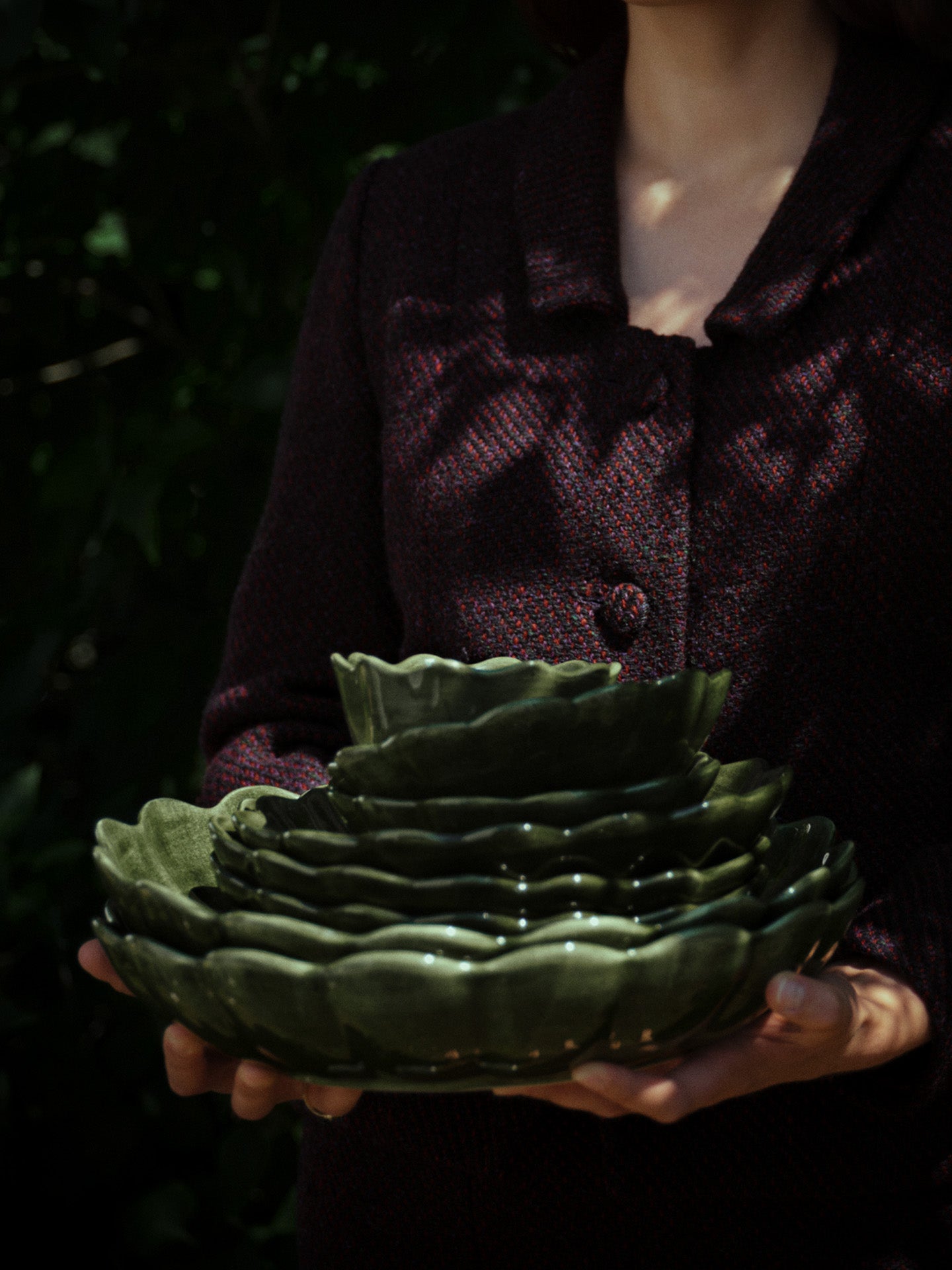 Oyster small oval bowl, dark green