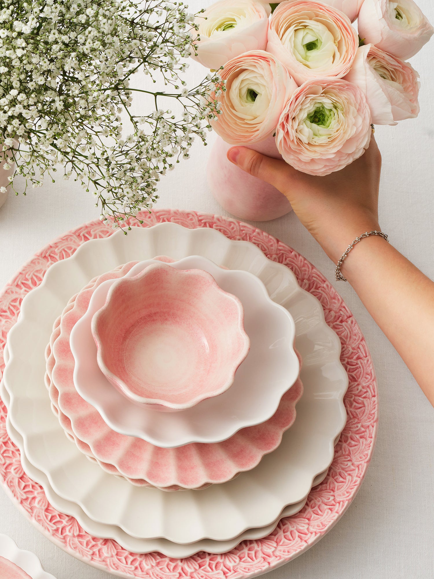 Oyster small plate, light pink