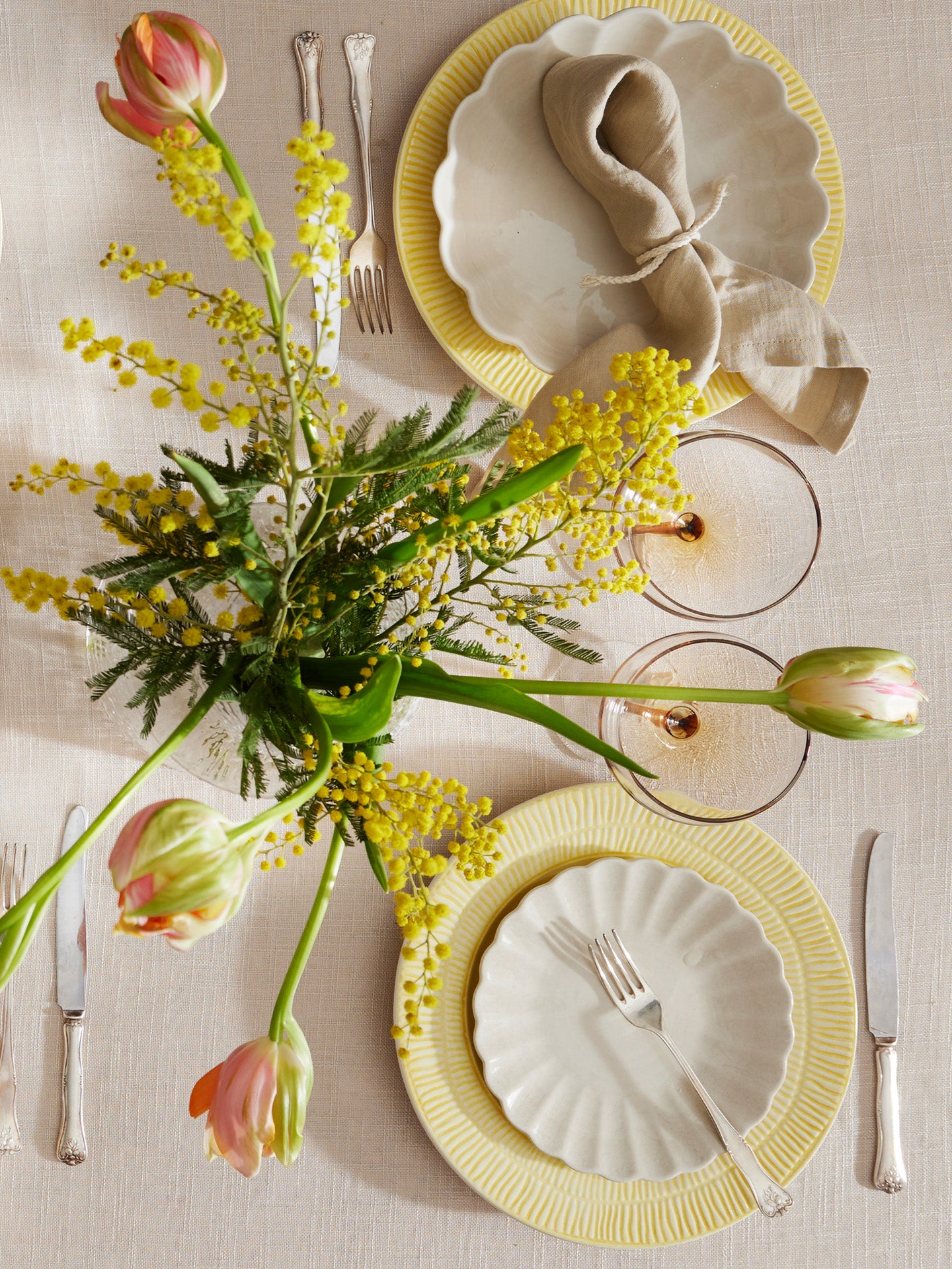 Oyster small plate, sand (20 cm)