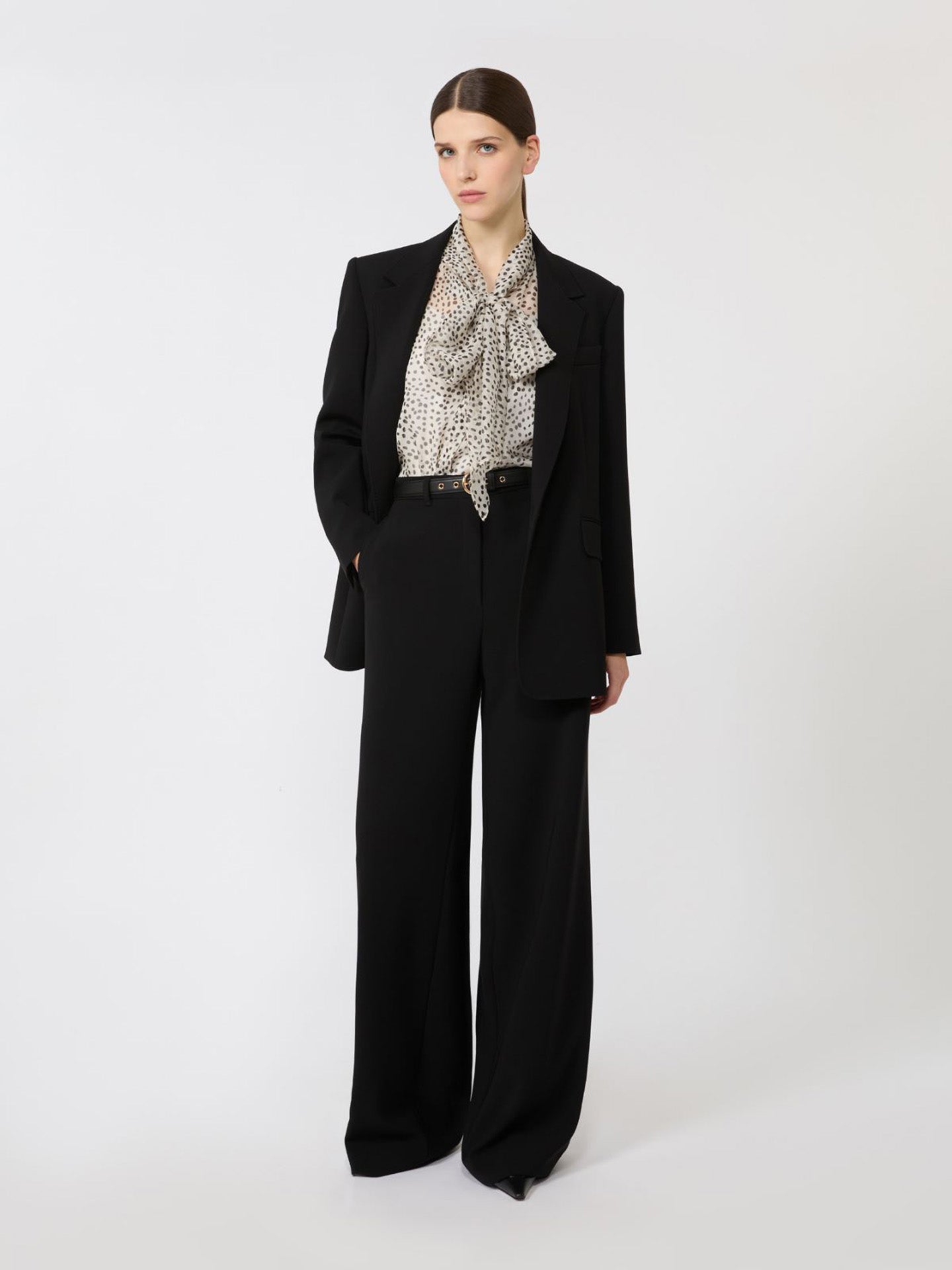 Amico fluid trousers with belt, black