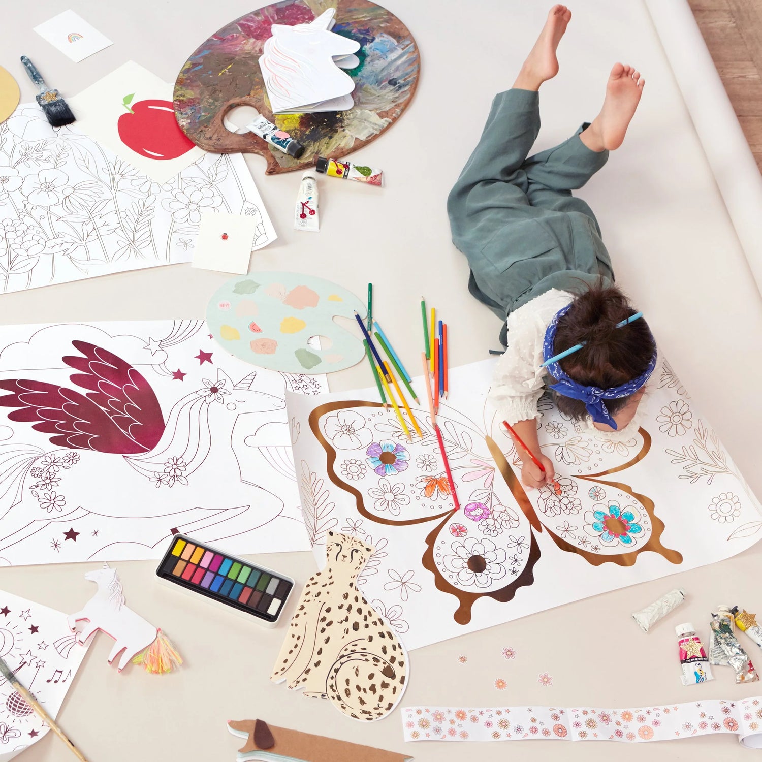 Jungle colouring posters