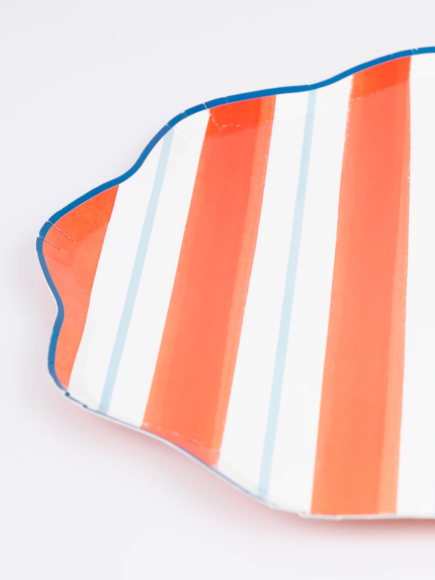Preppy stripe dinner plates