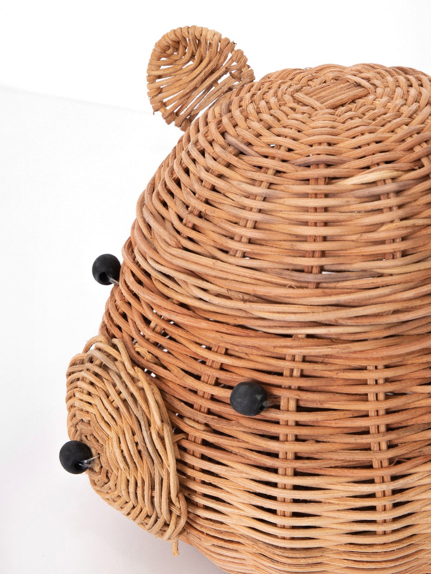 Bear rattan bag
