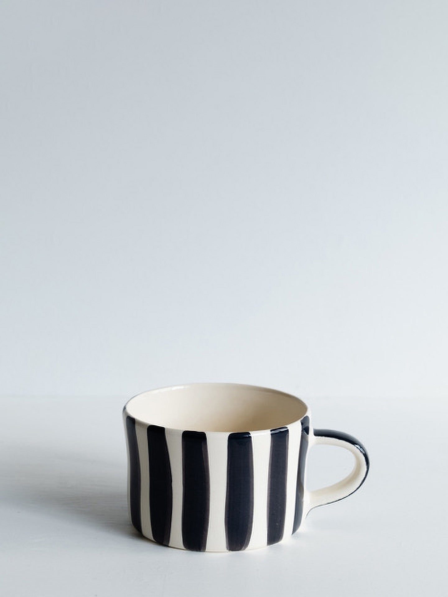 Candy stripe mug, graphite black