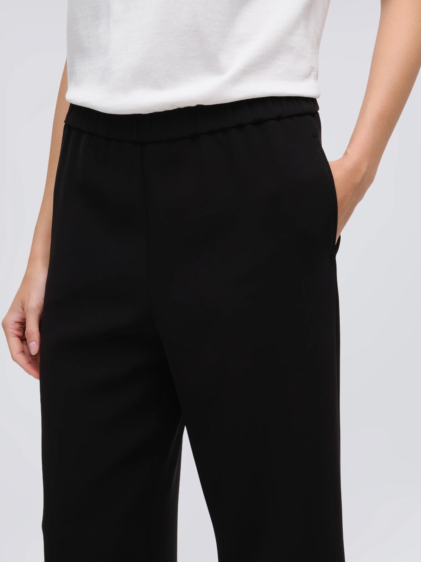 Cady crepe trousers with elastic back, black