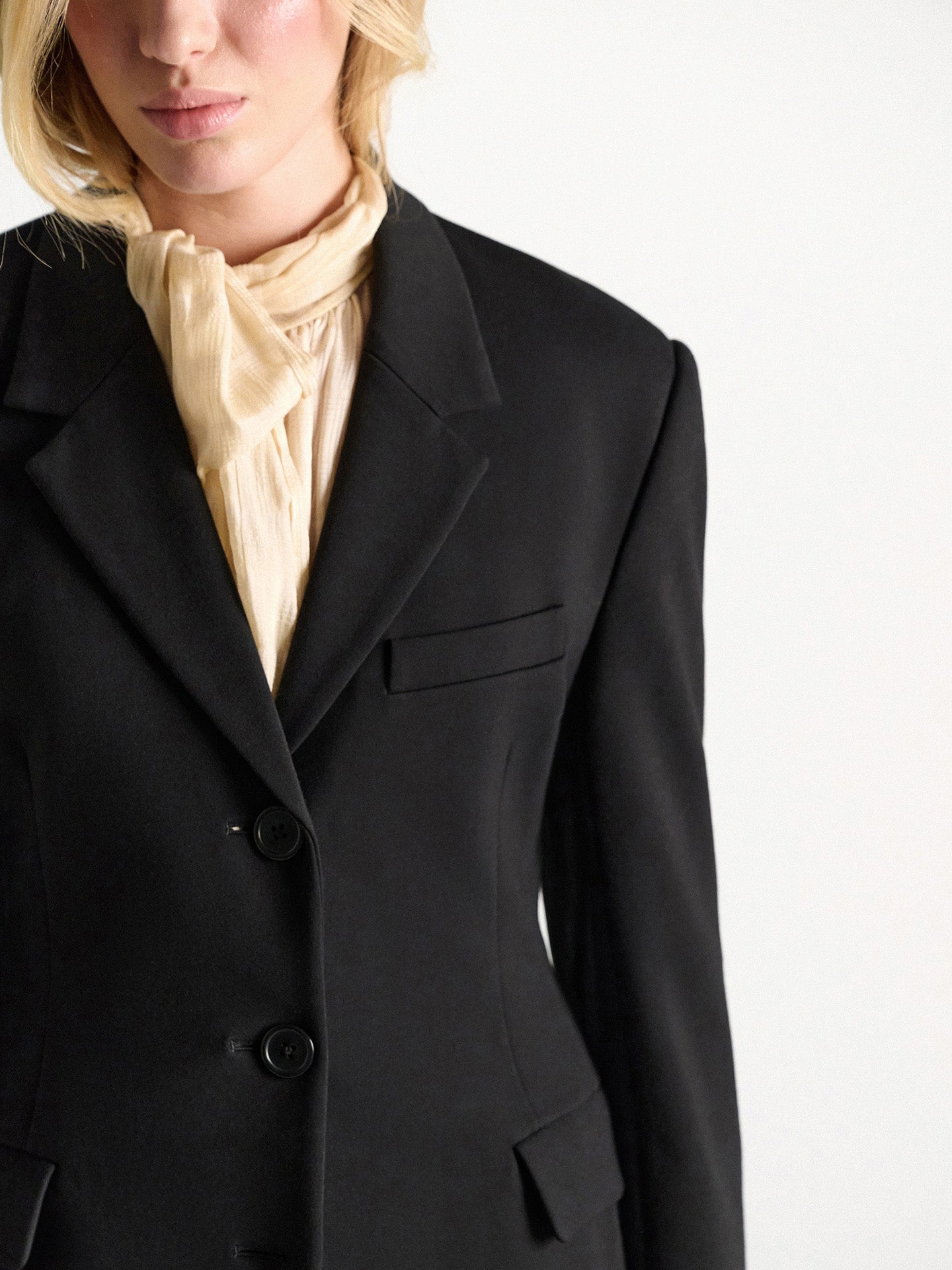 Emotional essence blazer jacket, black