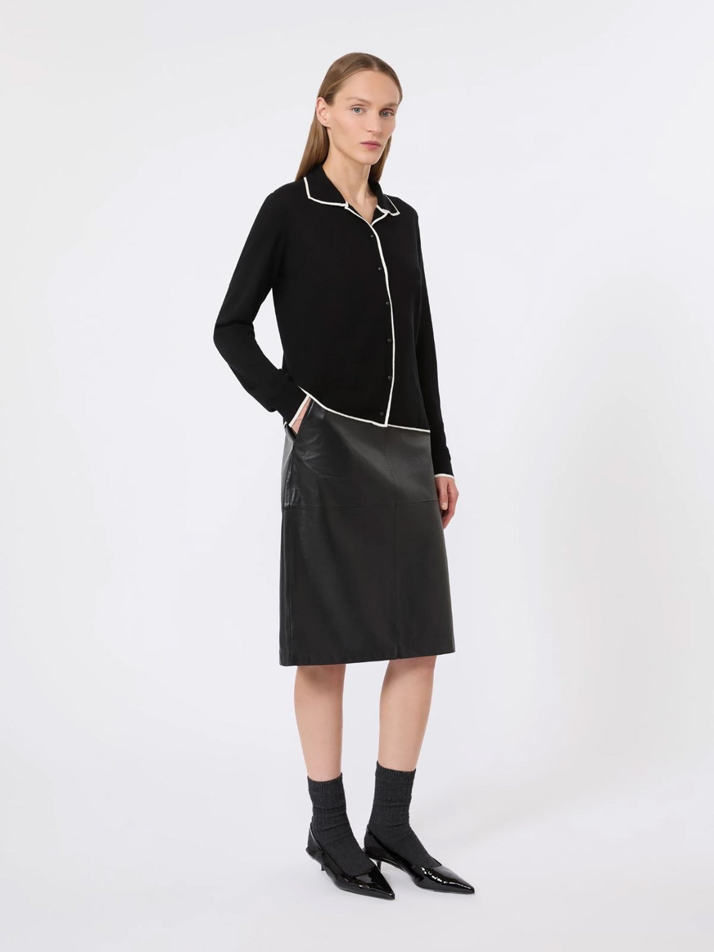 Hammered leather pencil skirt, black