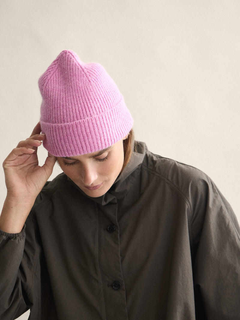 Lambswool beanie, various colors
