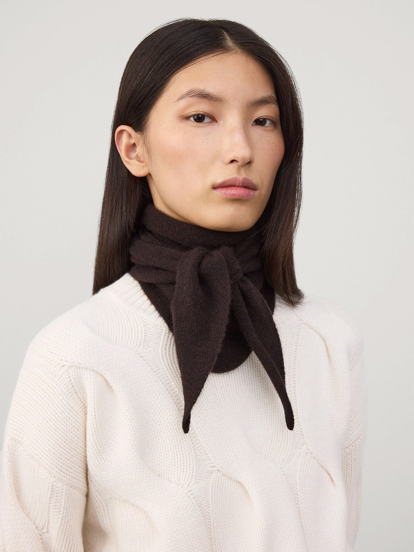 Florianne scarf, Dark oak