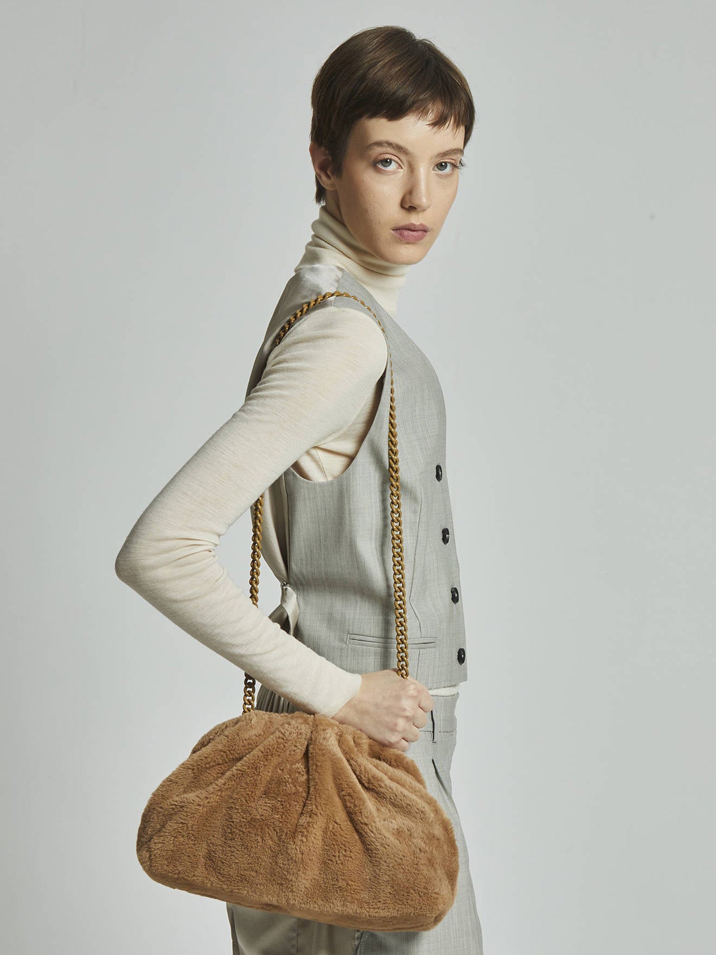 Nita Game bag, nude faux fur