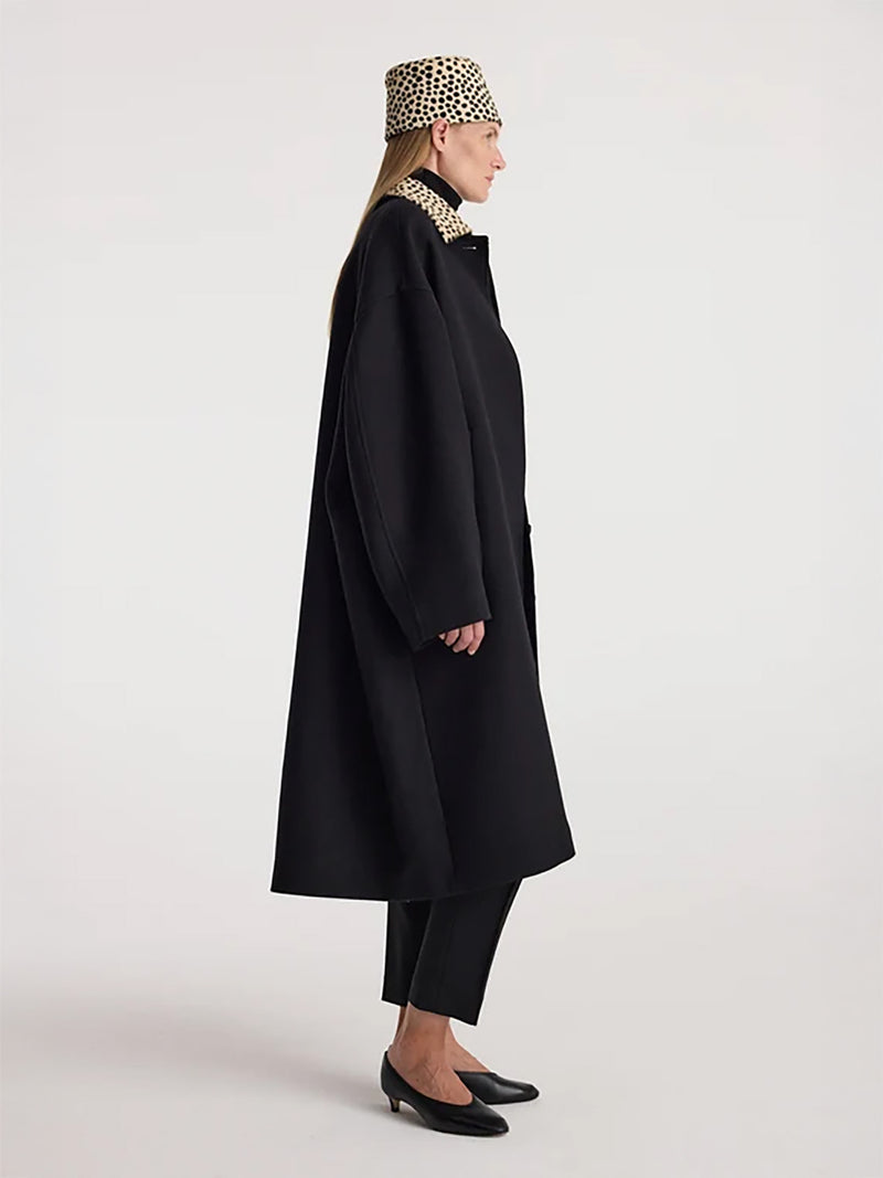 Cheetah collar wool coat, black