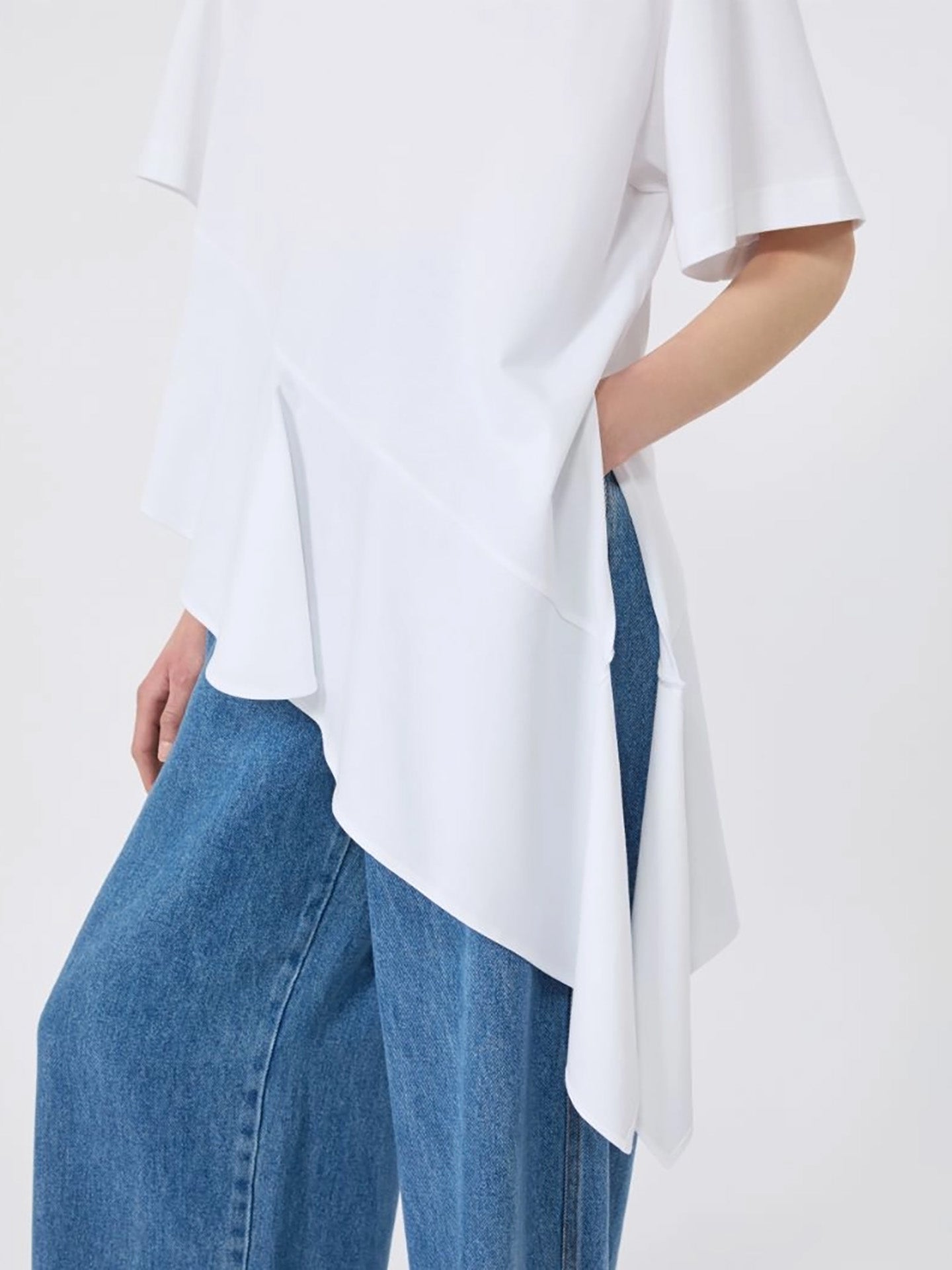 Asymmetric cotton t-shirt, white