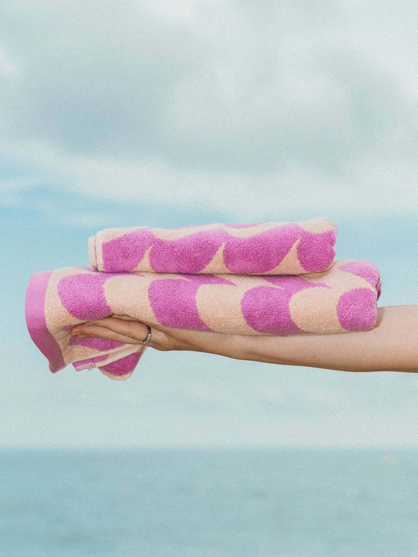 Brisa bath towel, pink