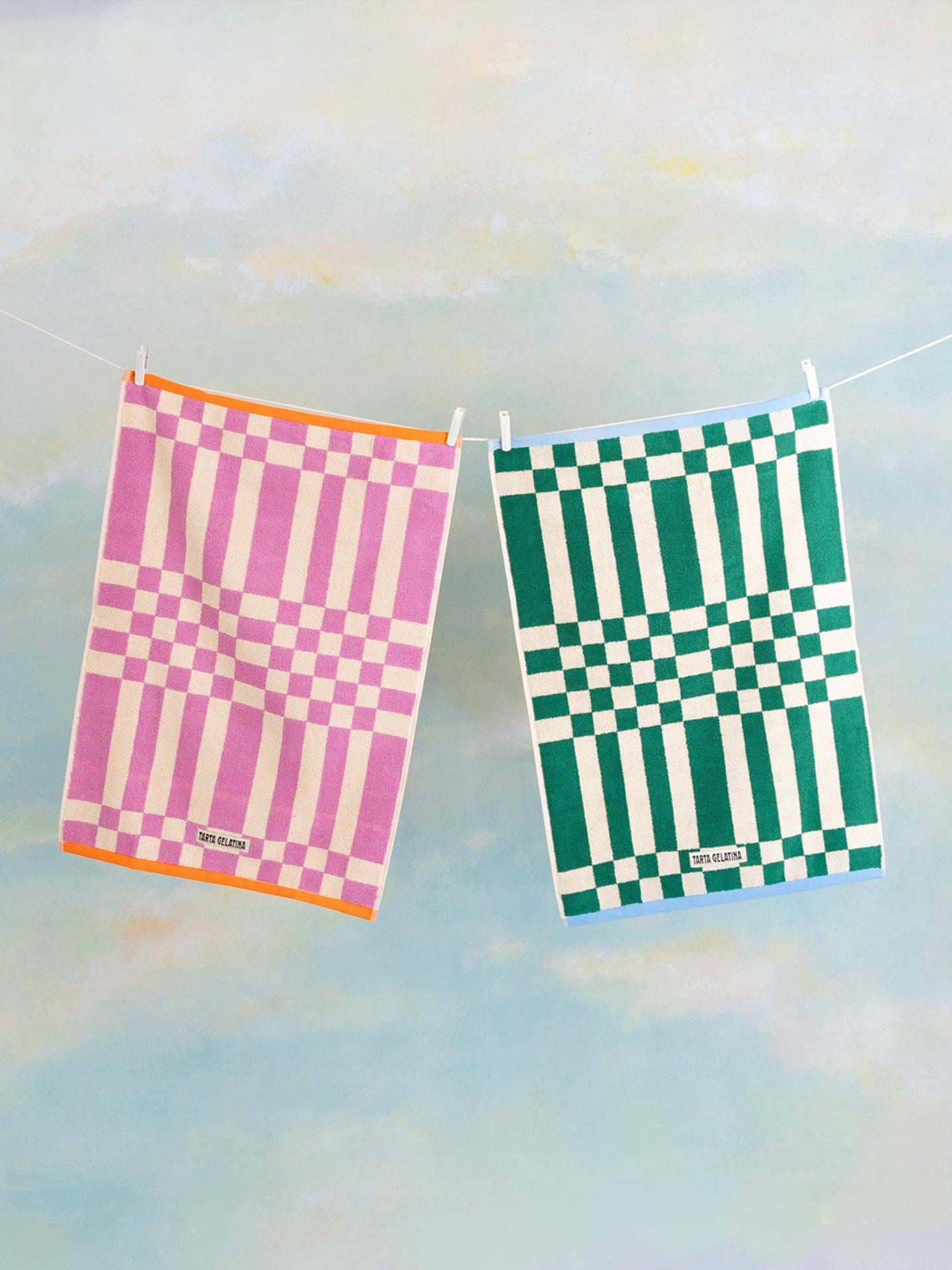 Marina hand towel, green