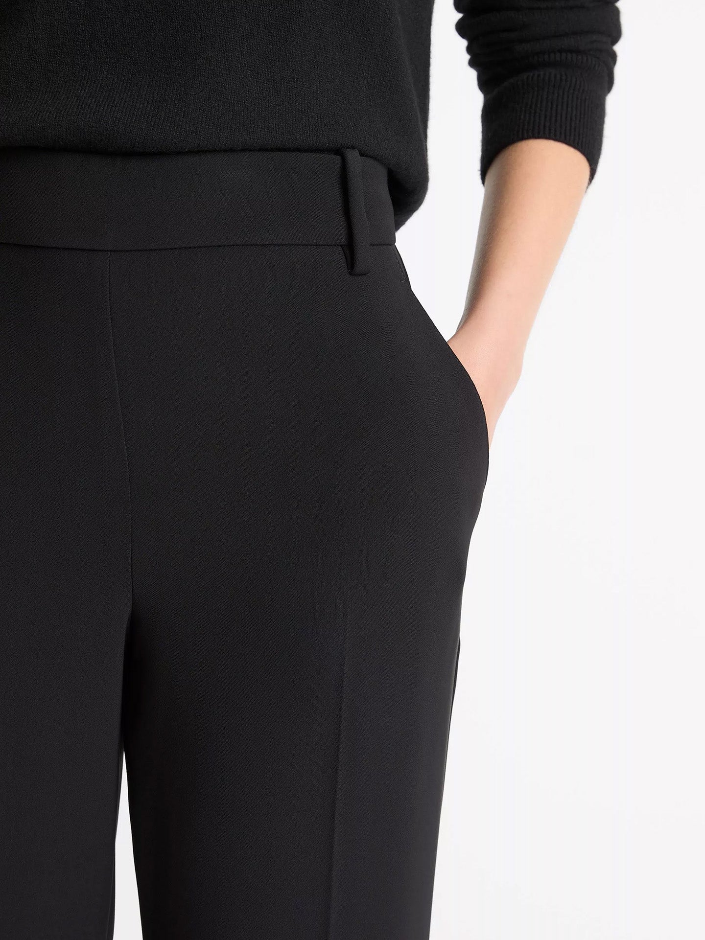 Mid rise tapered pull on pant, black