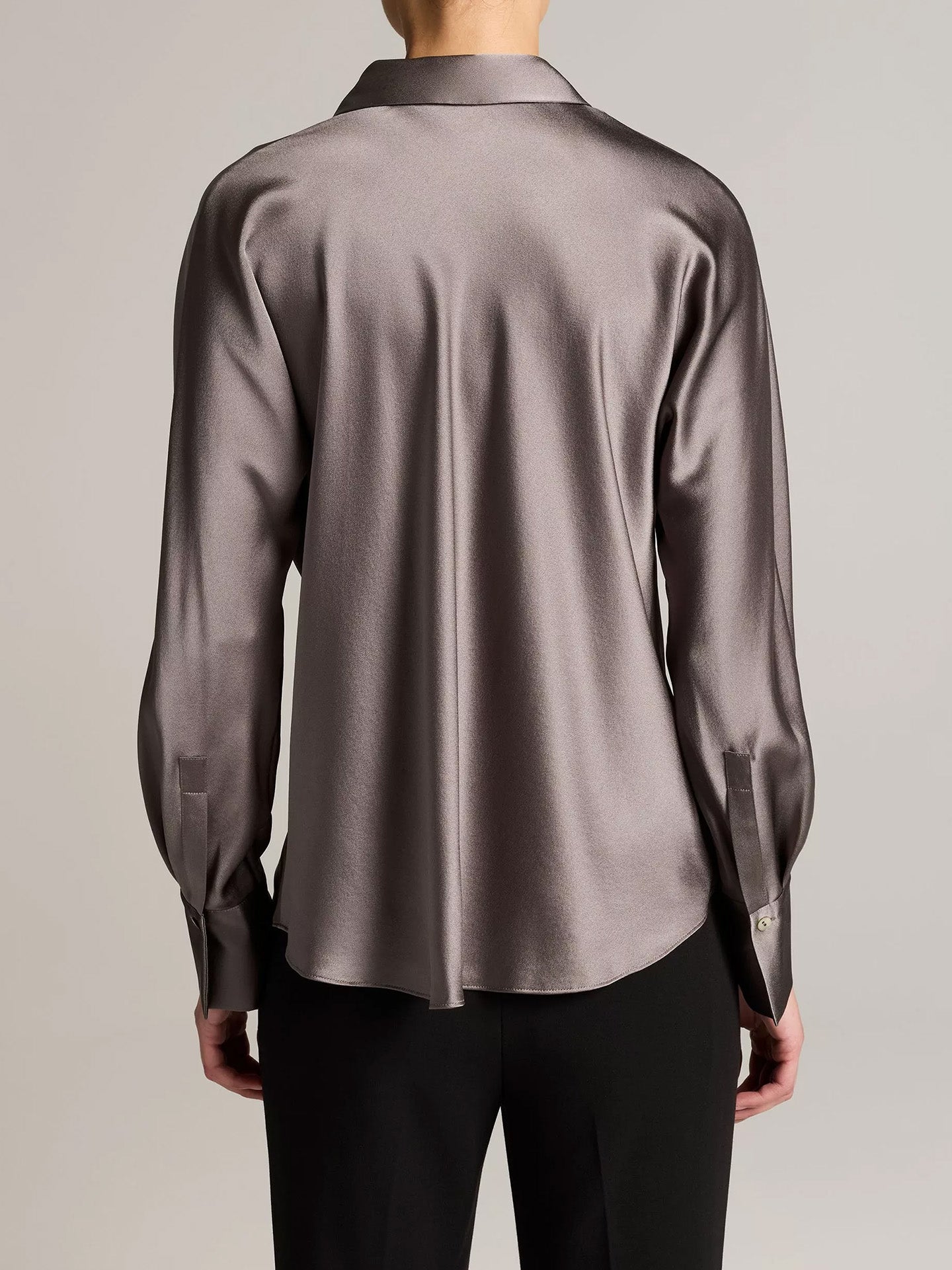 Bias long sleeve blouse, wolf