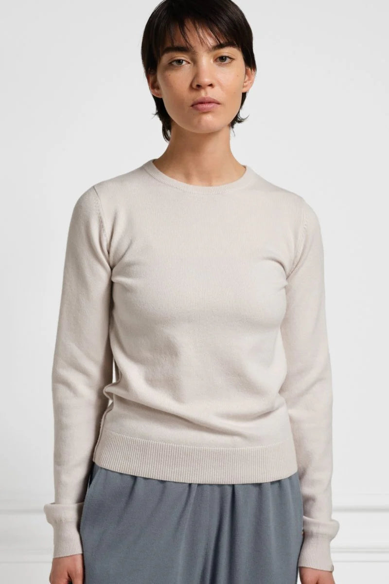 Crew neck sweater n°41 body, chalk