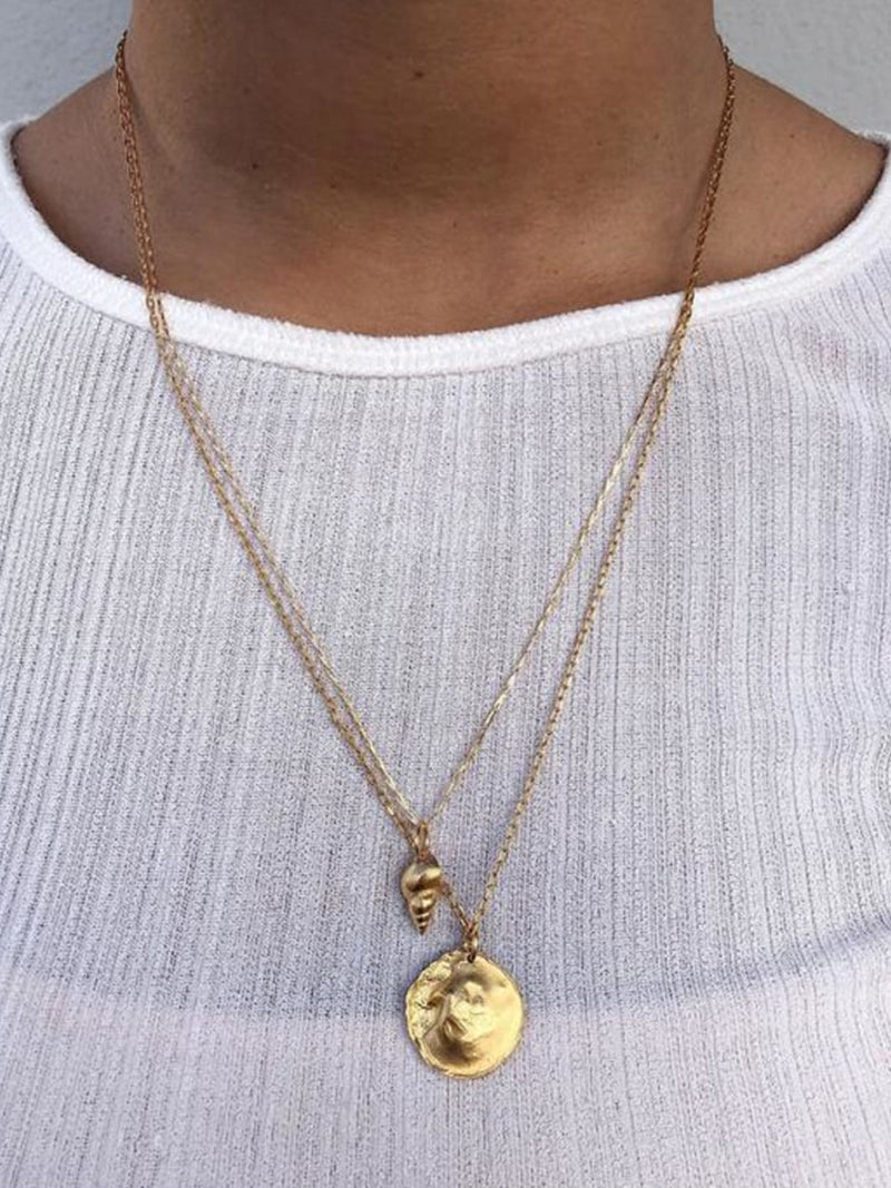 Pearl necklace