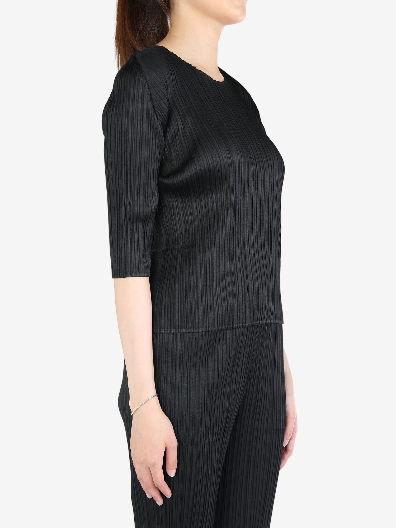 3/4  sleeve pleated top, black