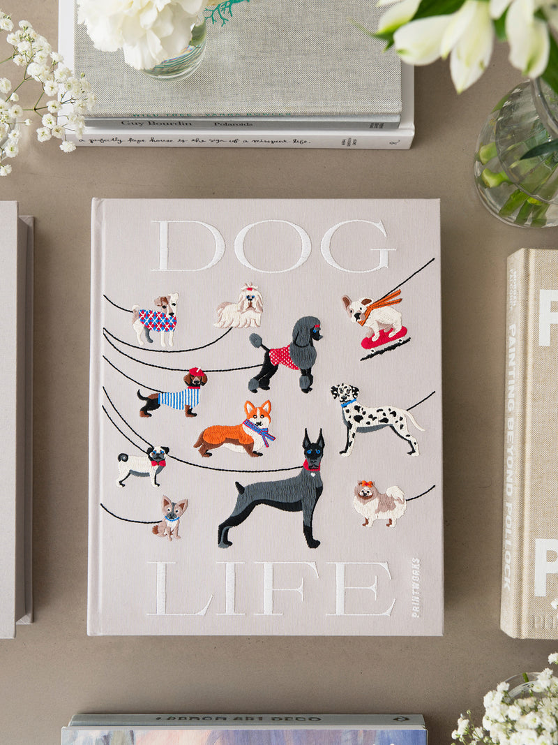 Dogs embroidered photo album
