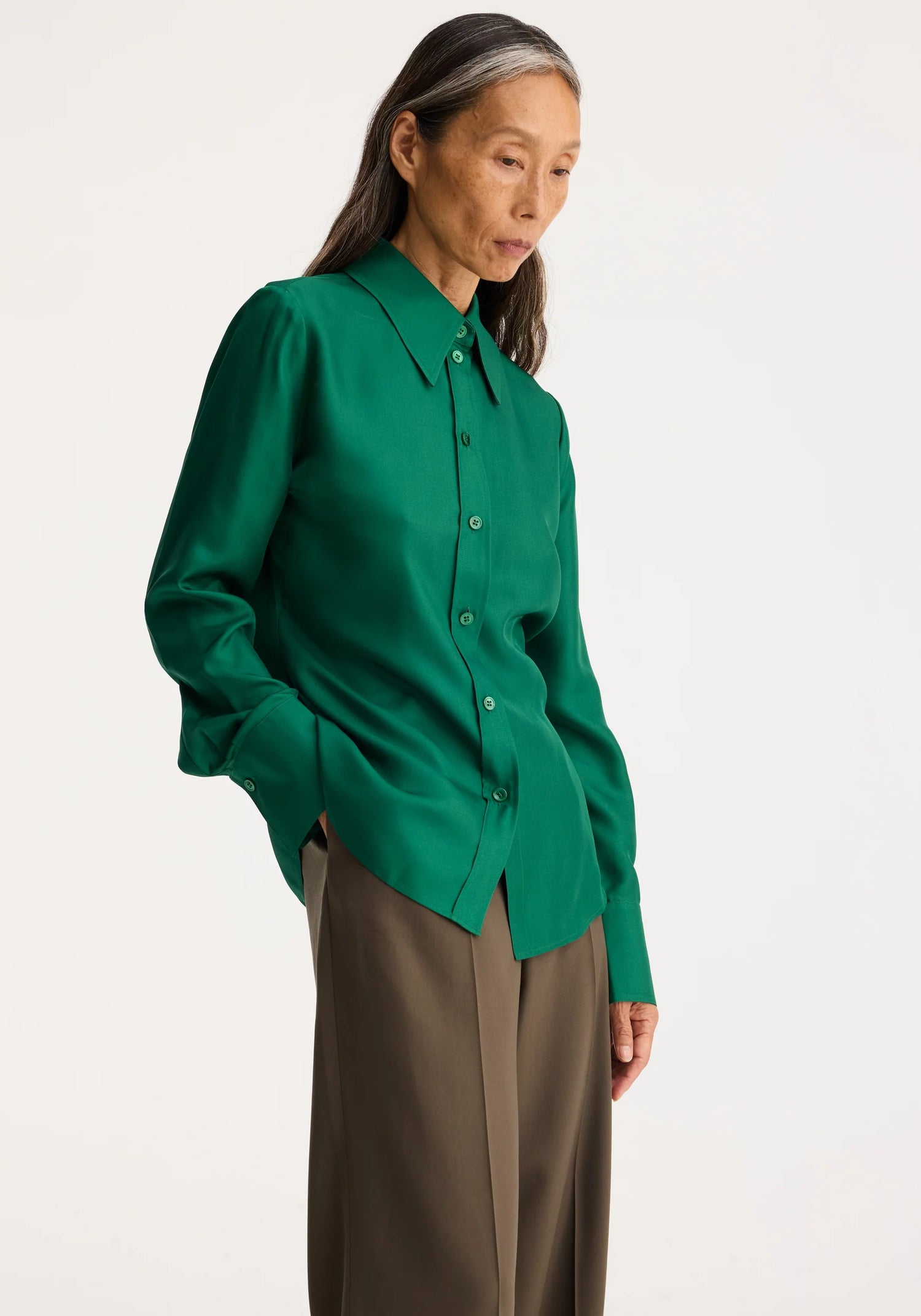 Fitted silk shirt, emerald