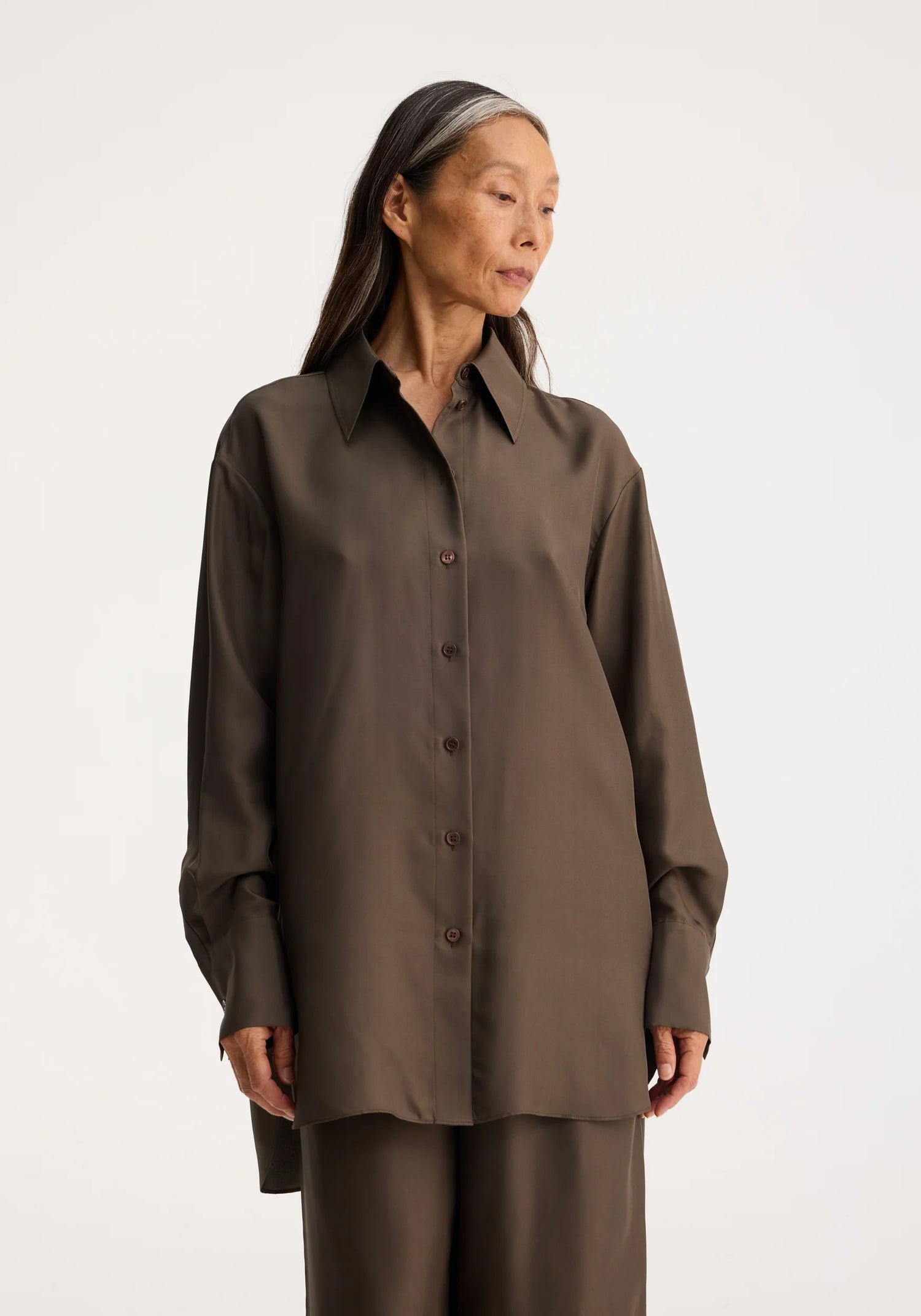 Oversized silk shirt, earth