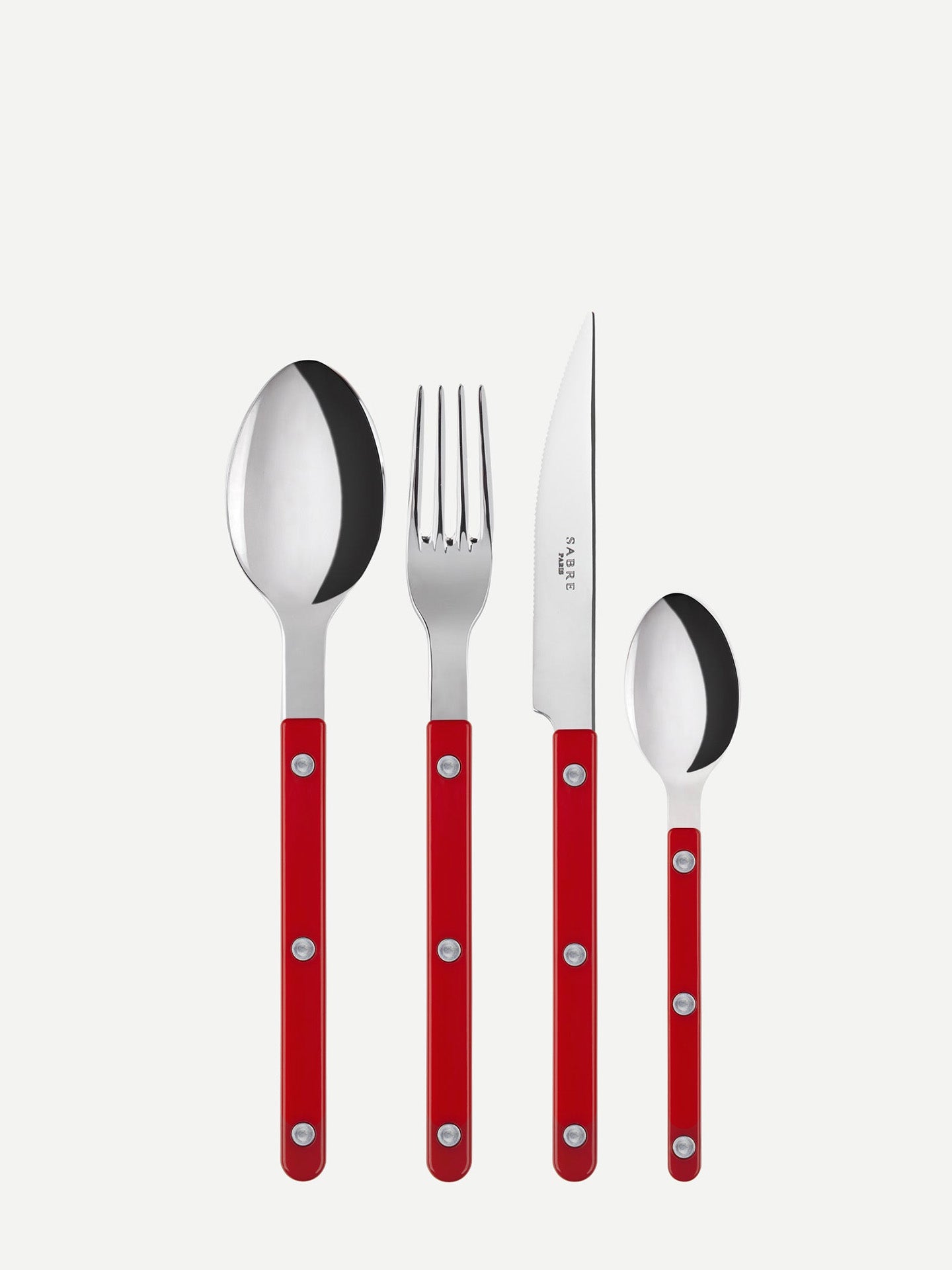 The little red Bistrot spoon couples great with the tablespoon, dinner fork and the dinner knife of the same colour. But it's possible to mix them with other shades, too, as the cutleries are available to buy in single pieces - think red with garden green, lapis blue, ivory or the faux tortoise patterned Bistrot cutleries!
