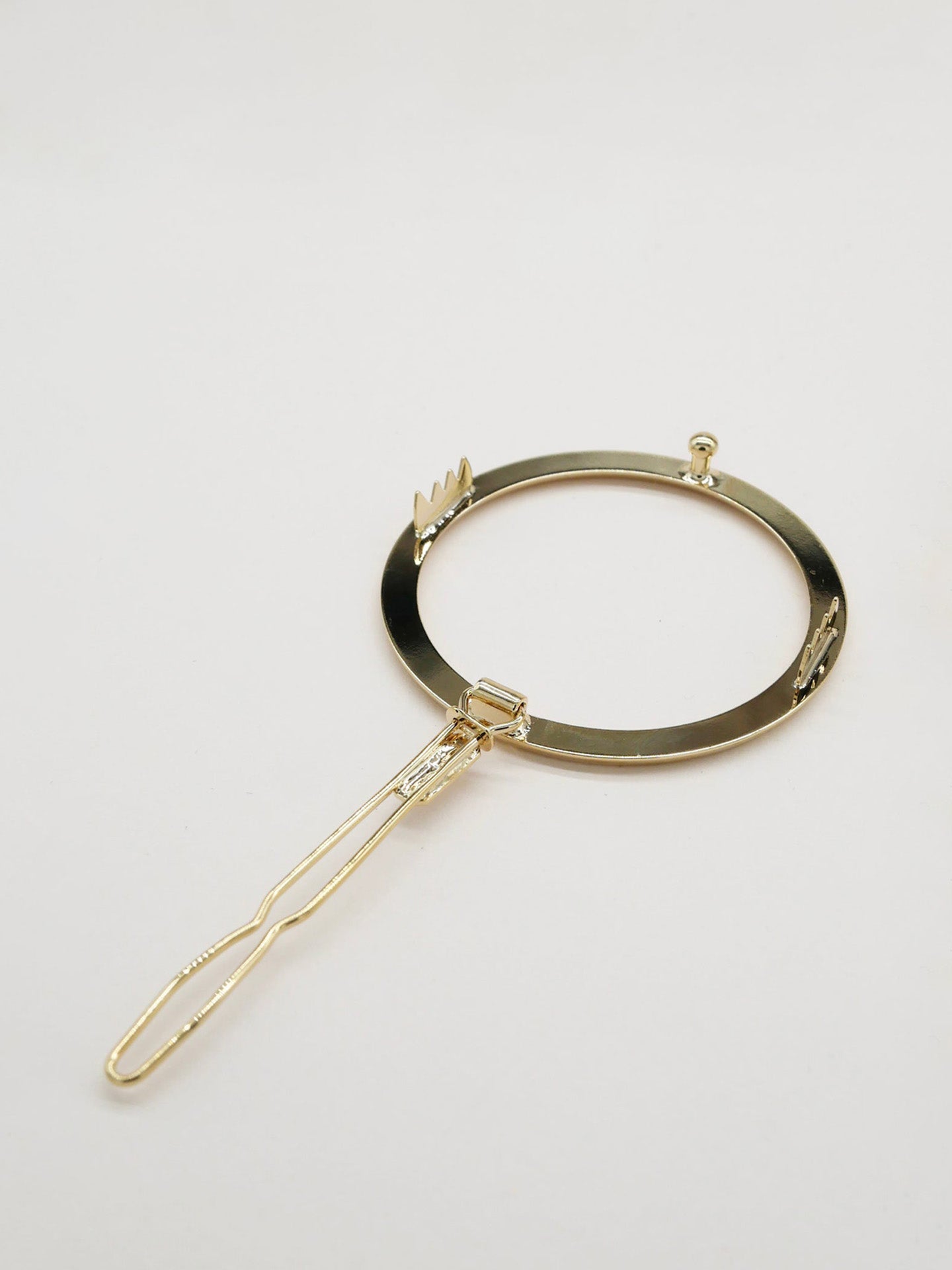 Alice round hair clip (5 cm), gold or silver
