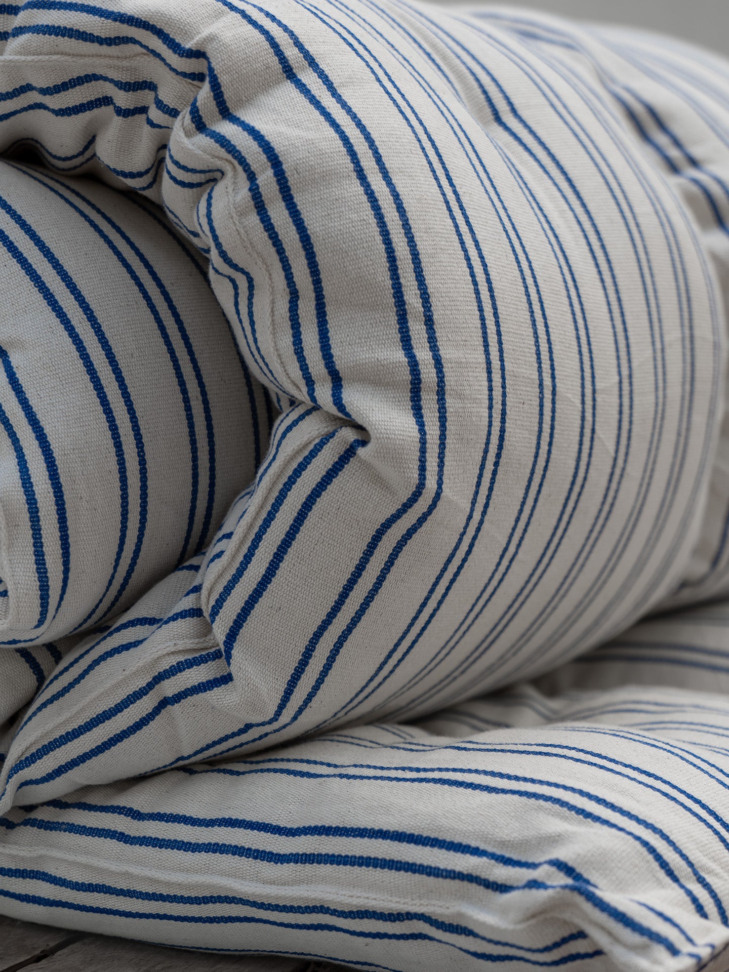 Bedroll / mattress no 4, blue stripes (90x190 cm)