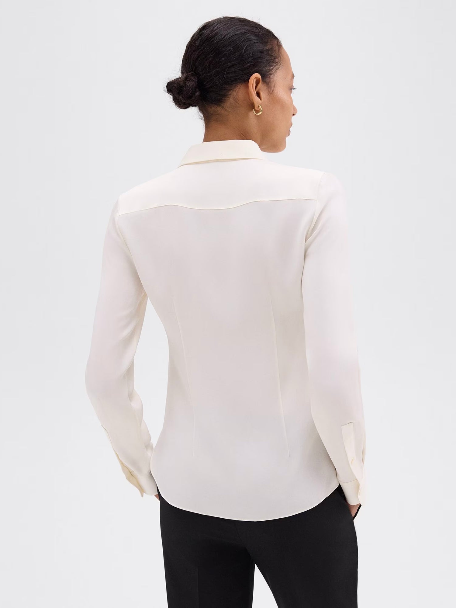 Fitted Shirt in Silk Georgette, ivory