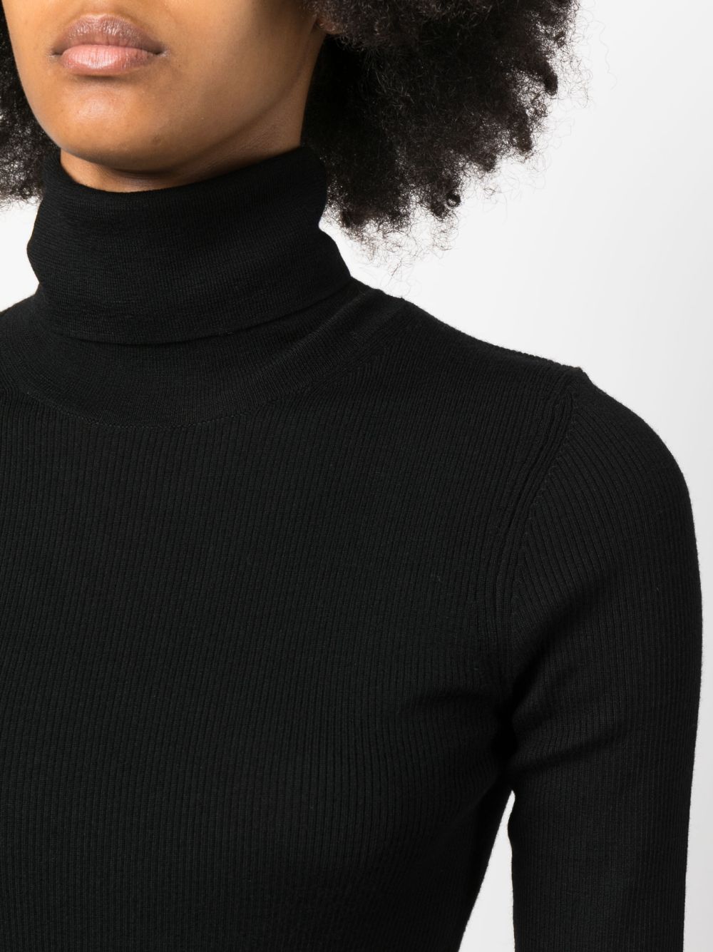 Leenda Short-Sleeve Turtleneck sweater in Regal Wool, black