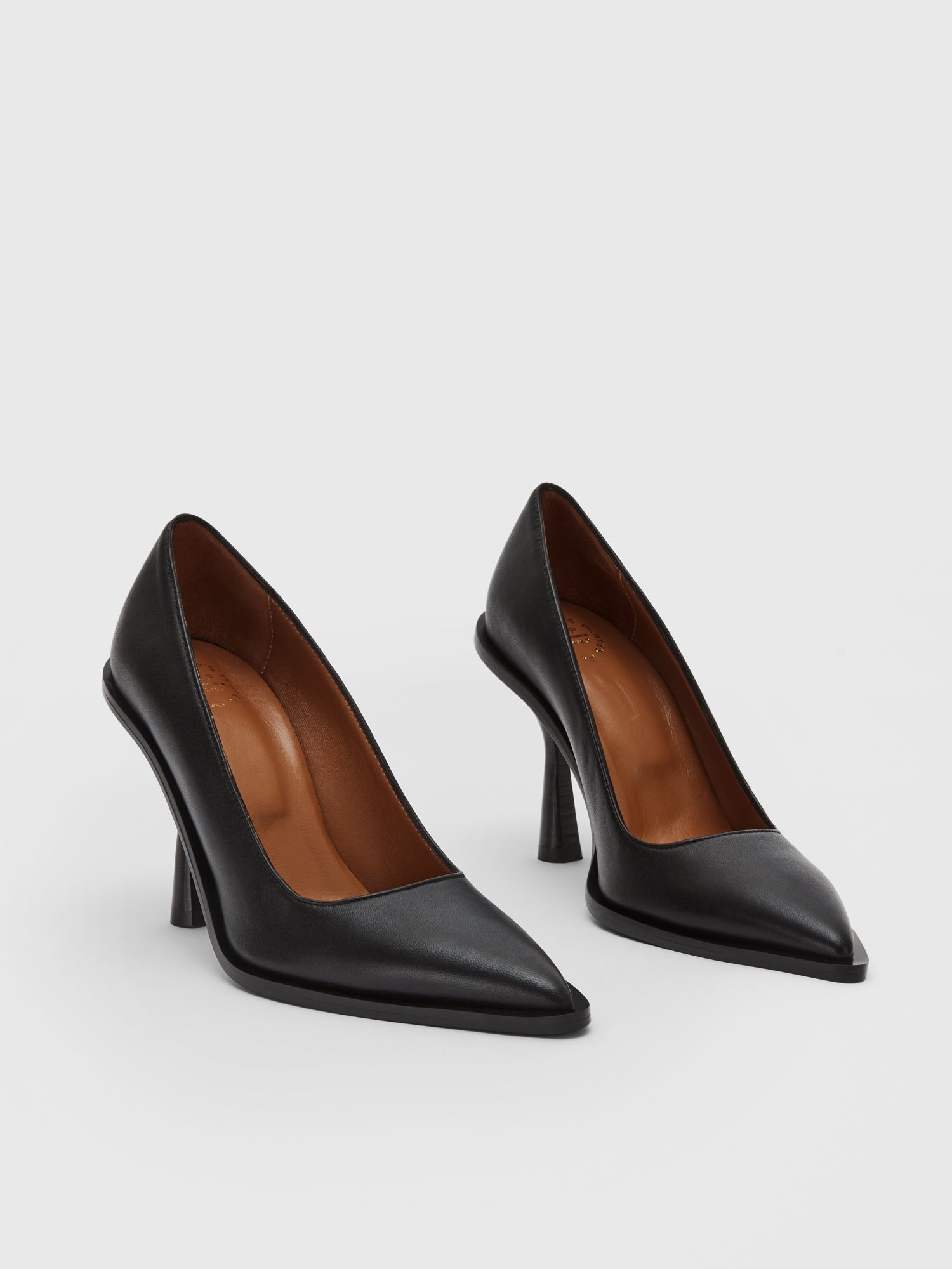 Ferrere pointed-toe leather pumps, black