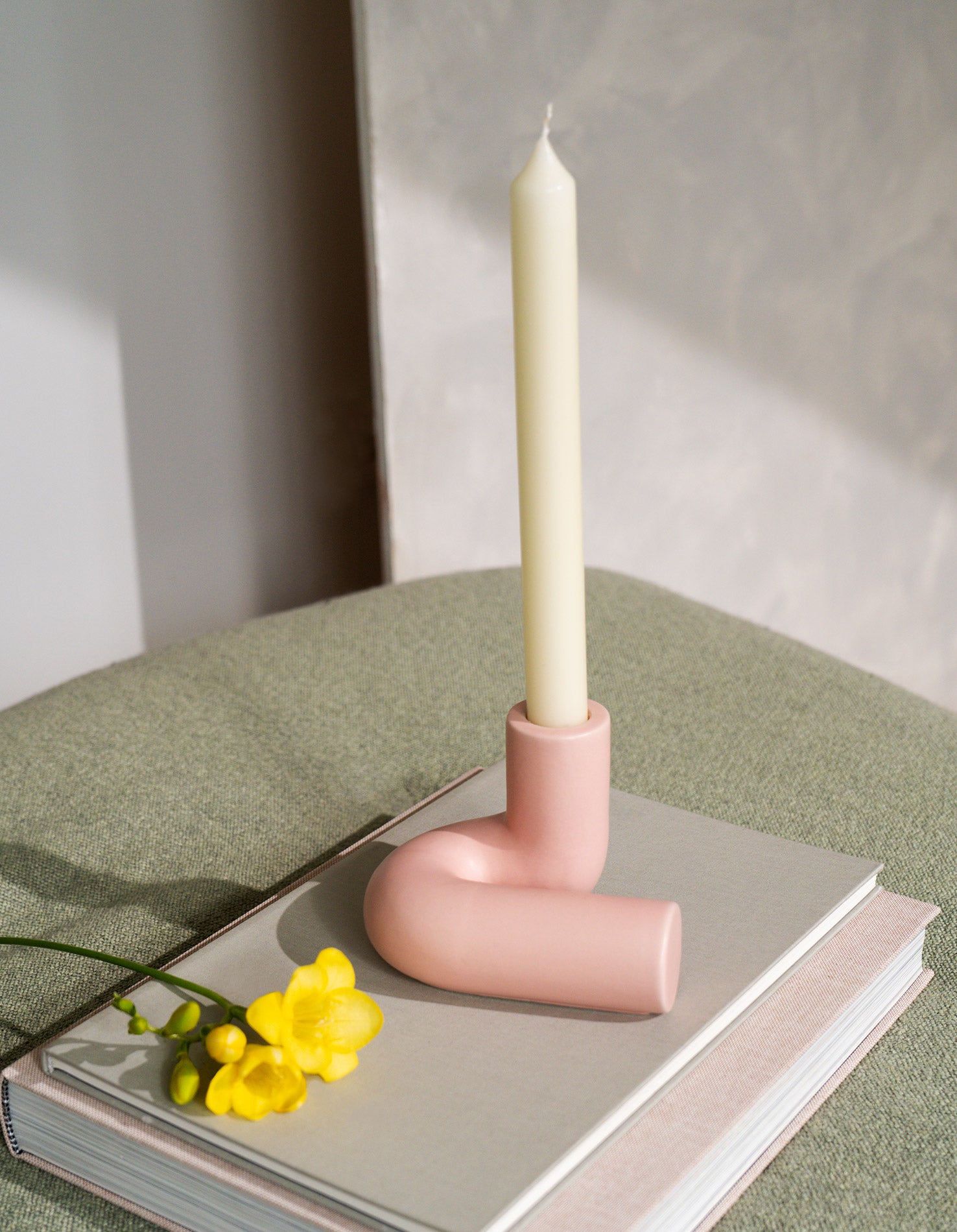 Candle holder Templo, pink