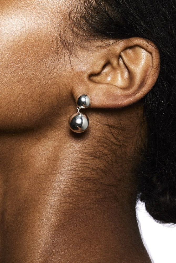 Caroline earrings, silver