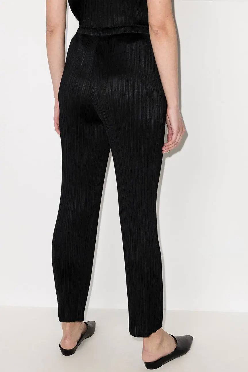 Pleated full-length trousers, black (carryover)